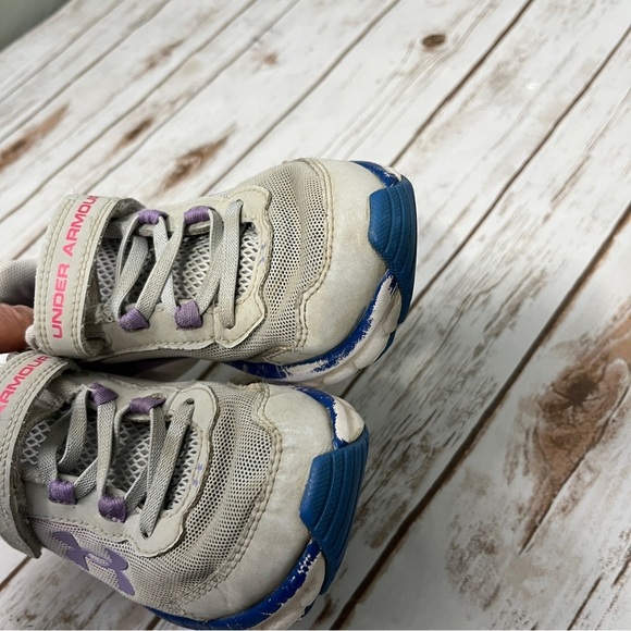 Under Armour Girls Sneakers Size 1 Velcro Closure UA Assert sneaker shoe - Picture 6 of 10